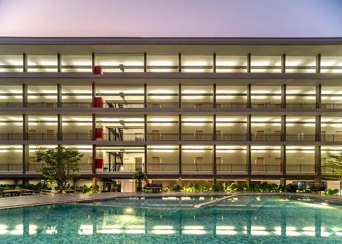 מלון College Haus Rangnam 4*