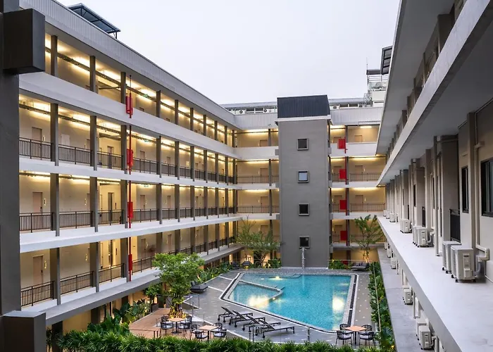 College Haus Rangnam 曼谷