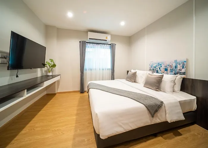 College Haus Rangnam מלון 4*