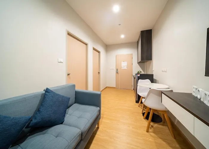 College Haus Rangnam 4*