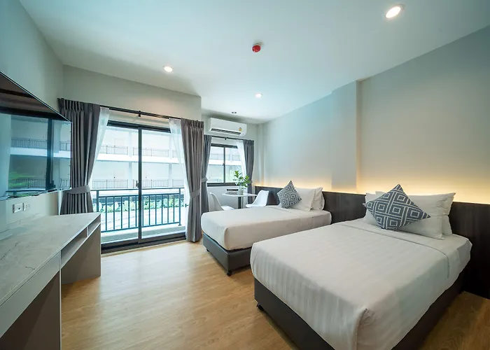 מלון College Haus Rangnam 4*