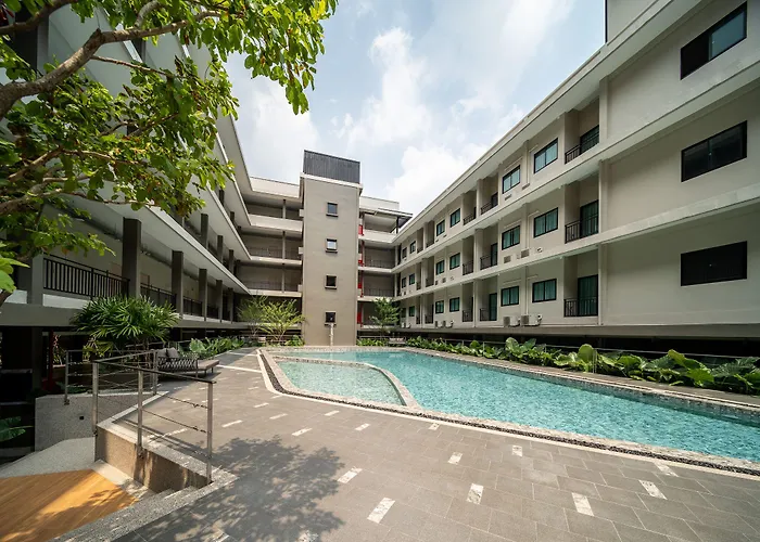 מלון College Haus Rangnam